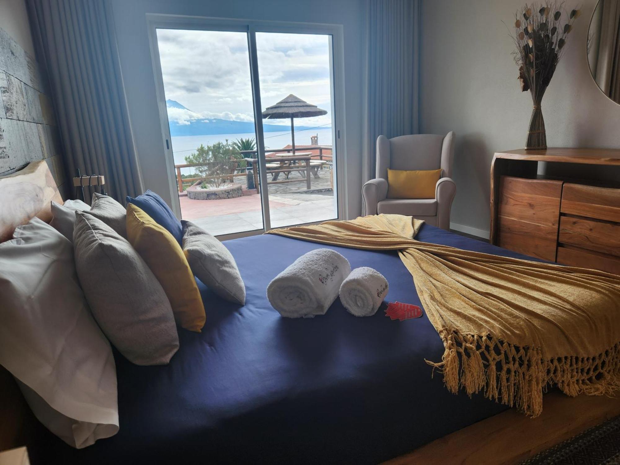 Rosegarden View Villa Velas Room photo